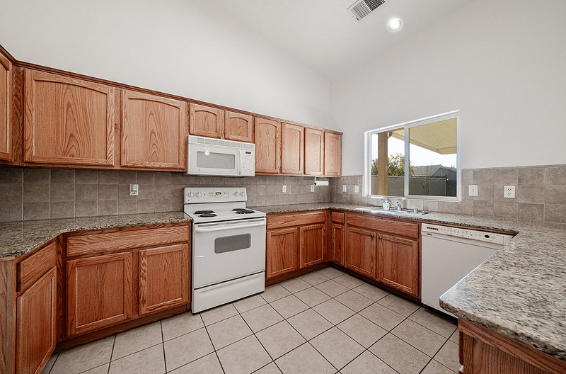 _SR30058