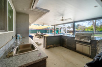 _SR30121-HDR